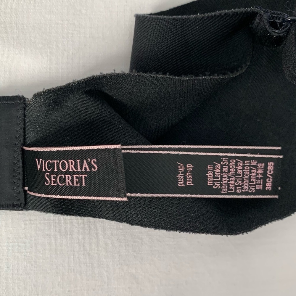 Victoria's Secret Black Bra - Picture 4 of 8
